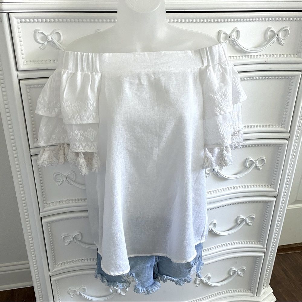 NWT Ivy Jane White Gauze Cotton Off-Shoulder Boho Embroidered Tassel Blo…